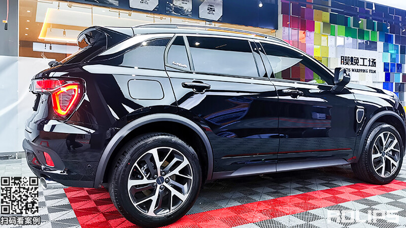 領(lǐng)克貼什么車衣好？