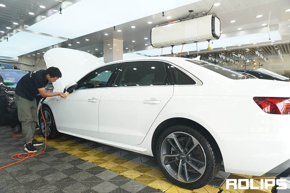 汽車貼一套隱形車衣的價格大概是多少？
