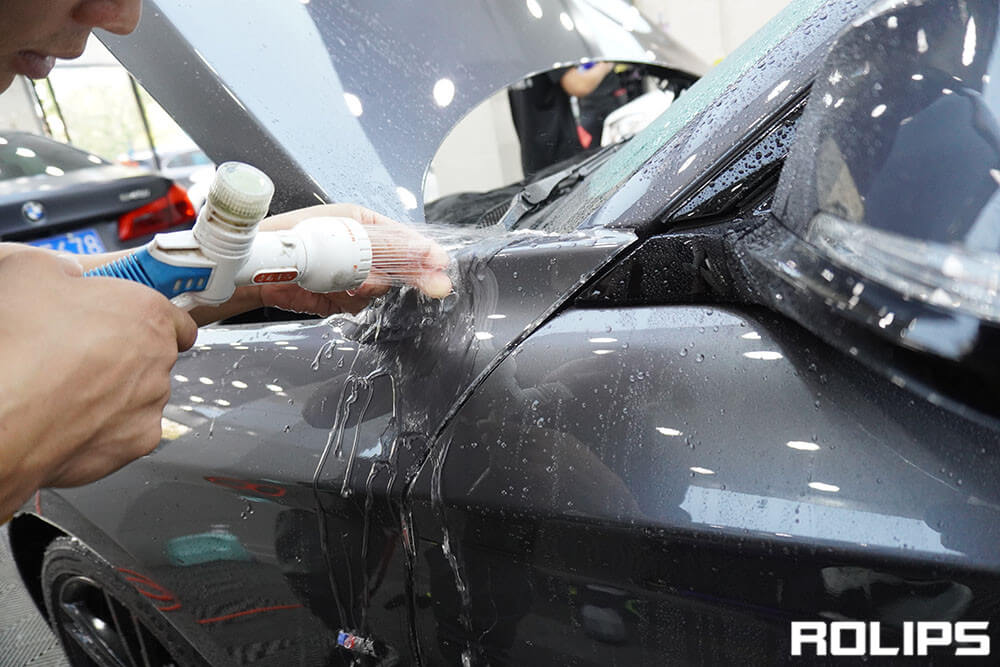 車衣怎么貼？汽車貼車衣詳細(xì)步驟流程教程（7）