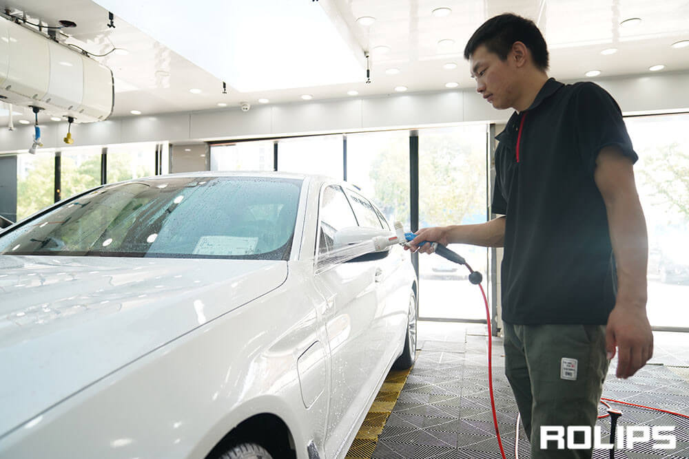 白色車貼ROLIPS的優(yōu)勢(shì)是什么？（1）